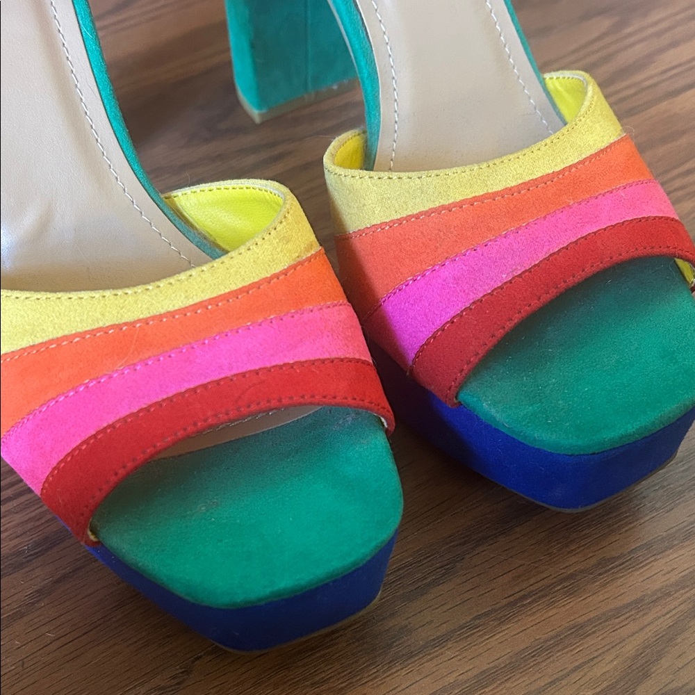 Bamboo Multicolor Women's Platform Heels - Picture 6 of 6